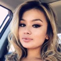 Allison Andrade's Instagram, Twitter & Facebook