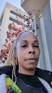 I had an opportunity to talk to a legend check out our conversation where  he reveals his favorite songs, his inspiration behind the music and we even  talk about his new music! #