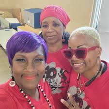 Whew 😅. I finally made it to my 1st meetup in Houston, Texas. I enjoyed  the encouragement & comraderie. I learned to double Dutch today. Jumping  rope is a new level of