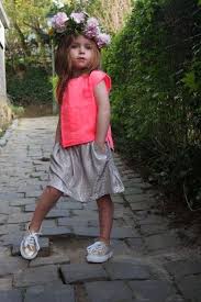 وقد وضعت الملابس الرياضية مع السفر بالقطار في الاعتبار، وقدمت الدعاوى مصممة خصيصا للفتيات و الفتيان المعاطف مربع خصيصا للسفر. Ø£Ø¬Ù…Ù„ ØµÙˆØ± Ù…Ù„Ø§Ø¨Ø³ Ø£Ø·ÙØ§Ù„ Ø¨Ù†Ø§Øª Ù„ØªØ³ØªÙ„Ù‡Ù…ÙŠ Ù…Ù†Ù‡Ø§ Ø¥Ø·Ù„Ø§Ù„Ø© Ø¨Ù†Ø§ØªÙƒ ÙÙŠ Ø§Ù„ØµÙŠÙ