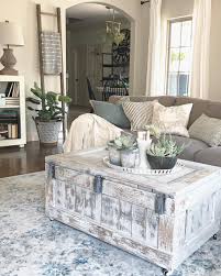 How To Style A Coffee Table In Your Living Room Decor Www Livingroomideas Eu Farm House Living Room Living Room Decor Home Living Room