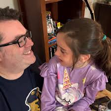 Can we talk about that bass lick at the beginning of Burger King  commercials? 🔥