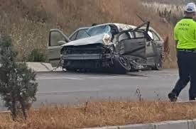 Kazada, ilk belirlemelere göre sürücü olay yerinde öldü, 12 kişi yaralandı. Bandirma Da Feci Otobus Kazasi 4 Olu 42 Yarali Balikesir Haberleri