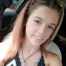 Haley Montana updated her profile picture.