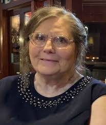 Mary Brink's Instagram, Twitter & Facebook