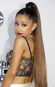 Straight hair looks trendy and fashionable in any face cut. 9 Straight Hair Looks You Will Love Blog Beauty Tips Herstyler