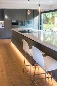 A Comprehensive Overview On Home Decoration In 2020 Luxus Kuche Design Kuche Dunstabzug Kuchen Design Ideen