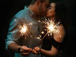 — gambaran ibu kota majapahit kutipan dari nagarakertagama. Why We Kiss Each Other On New Year S Eve