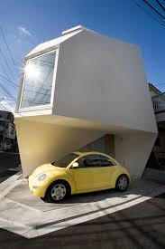 Kisho kurokawa, one of the founders of a 1960s movement called metabolism, designed and built his iconic nakagin capsule tower in 1972, an apartment complex made from 140 small concrete pods meant. Modern Minimalist Small House In Tokyo