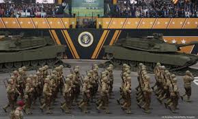 Шах королю: нарастающие протесты под лозунгами No Kings! предвещают  республиканцам потерю большинства в Конгрессе