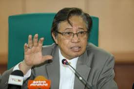 Pejabat ketua menteri sarawak telah mengisytiharkan khamis (17 mei) dan jumaat (18 mei) sebagai cuti umum tambahan. Kenali Abang Jo Ketua Menteri Sarawak Yang Keenam