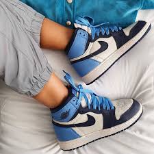 Air Jordan 1 Retro High Og Obsidian University Blue Basketball Shoes 555088 140 Aj1 Sneakers In 2020 Blue Basketball Shoes Jordan Shoes Girls Nike Shoes Jordans