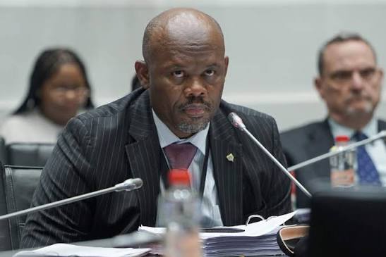 Sibiya defends links to Mogotsi, says info peddler shared intel about plans  to oust him | News24