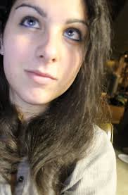 Kelly Popp's Instagram, Twitter & Facebook