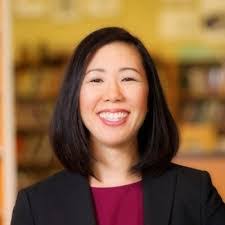 Tara Ogle's Instagram, Twitter & Facebook