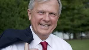 Bentley Keeps Large Fundraising Lead Over Griffith