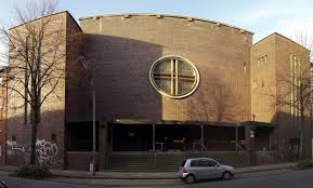 Die kirche hat die form eines schiffes. St Albertus Magnus Kirche Dortmund Dortmund Architektur Baukunst Nrw