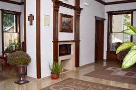 Casa ardeleana e in topul celor mai bune locuri din complexul turistic sambata de sus atat pentru servicii cat si decorul rustic, plus amenajari. Cazare SambÄta De Sus TransfÄgÄrÄÈan Contact Direct Romania Tonight Ro