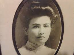 1941: John Teague, wife Ethel Cartwright Teague Ethel was daughter of L.T.  Cartwright and Lottie Harris Cartwright, states photo taken beside Optimus  store. I know they owned the store at one time