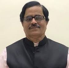 Hi all! I just wanted to introduce myself and share a photo I took.  Iam(M.Com, DTL)a professional, practising as Tax & Finance Consultant in  Pune, Maharashtra since last 45 years. I like