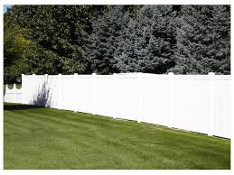 6 Ft Tall Vinyl Privacy Fence With Heavy Duty Rails