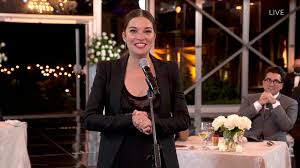 Annie murphy yoga pants you can get schitt s creek workout leggings popsugar fitness uk whether you are a blogger small business owner mother or crafter with. Emmy Awards 2020 Annie Murphy In Valentino Tom Lorenzo