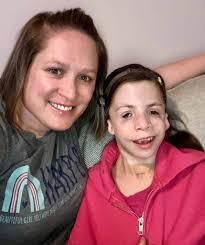 Harper Wright's Instagram, Twitter & Facebook