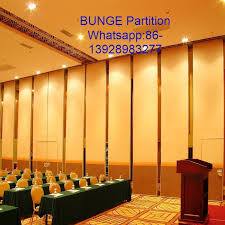This Kind Of Sound Proofing Sliding Movable Partition Walls Used In Hotel Banquet Hall There Is No Track On The Partition Wall Movable Partition Movable Walls