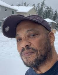 Larry Gallman's Instagram, Twitter & Facebook