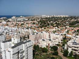 Taxi station is located close to the station. Datei Ashkelonskyline Jpg Wikipedia