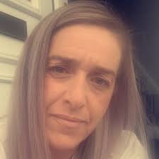 Lesley mccallum (@Lesleys87628467)