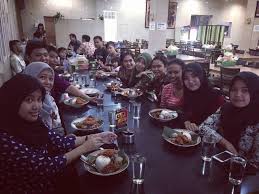 Check spelling or type a new query. 6 Tempat Makan Keluarga Di Solo Yang Wajib Kamu Coba Pariwisataku