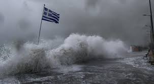 Σύμφωνα με τις καταγραφές του μετεωρολογικού σταθμού του εθνικού αστεροσκοπείου αθηνών/meteo.gr στο τατόι, το πρωί της τρίτης 3 αυγούστου μέχρι και τις 17:00, οι άνεμοι ήταν ασθενείς, εντάσεως 8 με 10 km/h, δηλαδή 2 μποφόρ. Kairos Xalkidikh Tragwdia Nekroi Apo Thn Sfodrh Kakokairia Oladeka