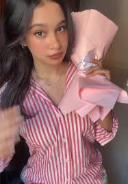 Flower Bouquet Trend Liam