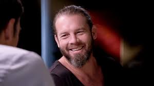 Ben cousins hat sich in einem neuen dokumentarfilm, der am sonntagabend ausgestrahlt wird, seiner familie, seinen kämpfen mit drogenabhängigkeit und seinen reisen ben cousins: Ben Cousins News Afl 2020 West Coast Champion Arrested Paid Interview Documentary