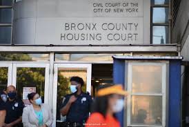 Sto cercando un appartamento a new york per agosto. 500 000 Newyorkesi Devono Ripagare L Affitto Cosa Succede Quando Riprendono Gli Sfratti