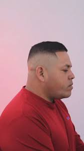 Exhibit Barbershop 💈, estilo único y barberos de confianza., Barber:  @v1ctor_______4 , 📍 6026 Broadway Blvd, Garland, TX, 🚶‍♂️ Walk-ins  bienvenidos