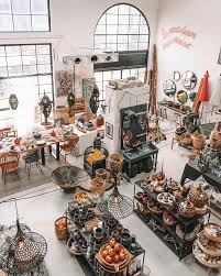 La Maison Pernoise Montpellier Jessscapes Via Mercipourladresse What A Fabulous Shop To Explore Lamaisonpernoisedule Montpellier Retail Design Shop Interior
