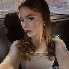 Leticia Murillo's Instagram, Twitter & Facebook