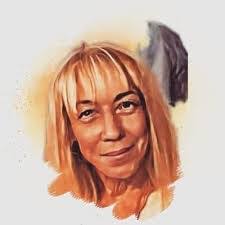 Noemi Reynolds's Instagram, Twitter & Facebook