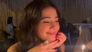 Helin Kandemir 22 yaşında!
