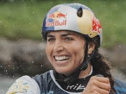 Pearcedale and Devon Meadows women to play charity football for seriously  ill adults