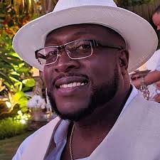 Matt Rue's Instagram, Twitter & Facebook