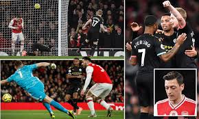 Arsenal vs man city today highlights, goals and match replay videos are provided and hosted by external sources, such as youtube, reddit, dailymotion, veuclips, vidstreamup and etc. Arsenal 0 3 Manchester City Kevin De Bruyne Puts On A Masterclass With Brace Daily Mail Online
