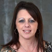 30+ "Julia Schmalz" profiles