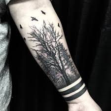 40 Creative Forest Tattoo Designs And Ideas En 2020 Bosque Tatuaje Tatuaje De Arbol Para Hombres Tatuaje De Bosque En El Antebrazo