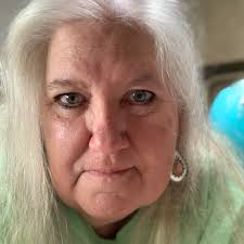 Anyone else having issues with paid subscriptions