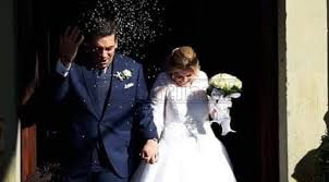 Auguri per il matrimonio di un amico molto caro: Auguri Al Collega Alessandro Latini E A Sara Meli Oggi Sposi Fiorentina It