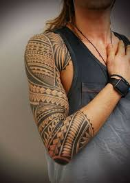 Arrepentido, mataora fue a buscarla, con lo cual la pintura corporal de su cuerpo se estropeó a causa del sudor. Hombro Tatuaje Maori Brazo Plantilla Novocom Top