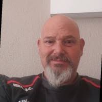 Sean Saunders's Instagram, Twitter & Facebook